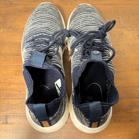 Nike Roshe Two Flyknit V2 Sneakers Shoes 917688-400 Size 7 Women - Picture 5 of 7